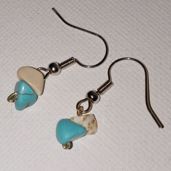 CLEARANCE Teal and white stone chip earrings - Picture 2 of 3